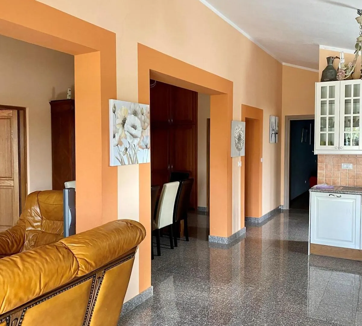 Apartment In Porec 4 Bedroom