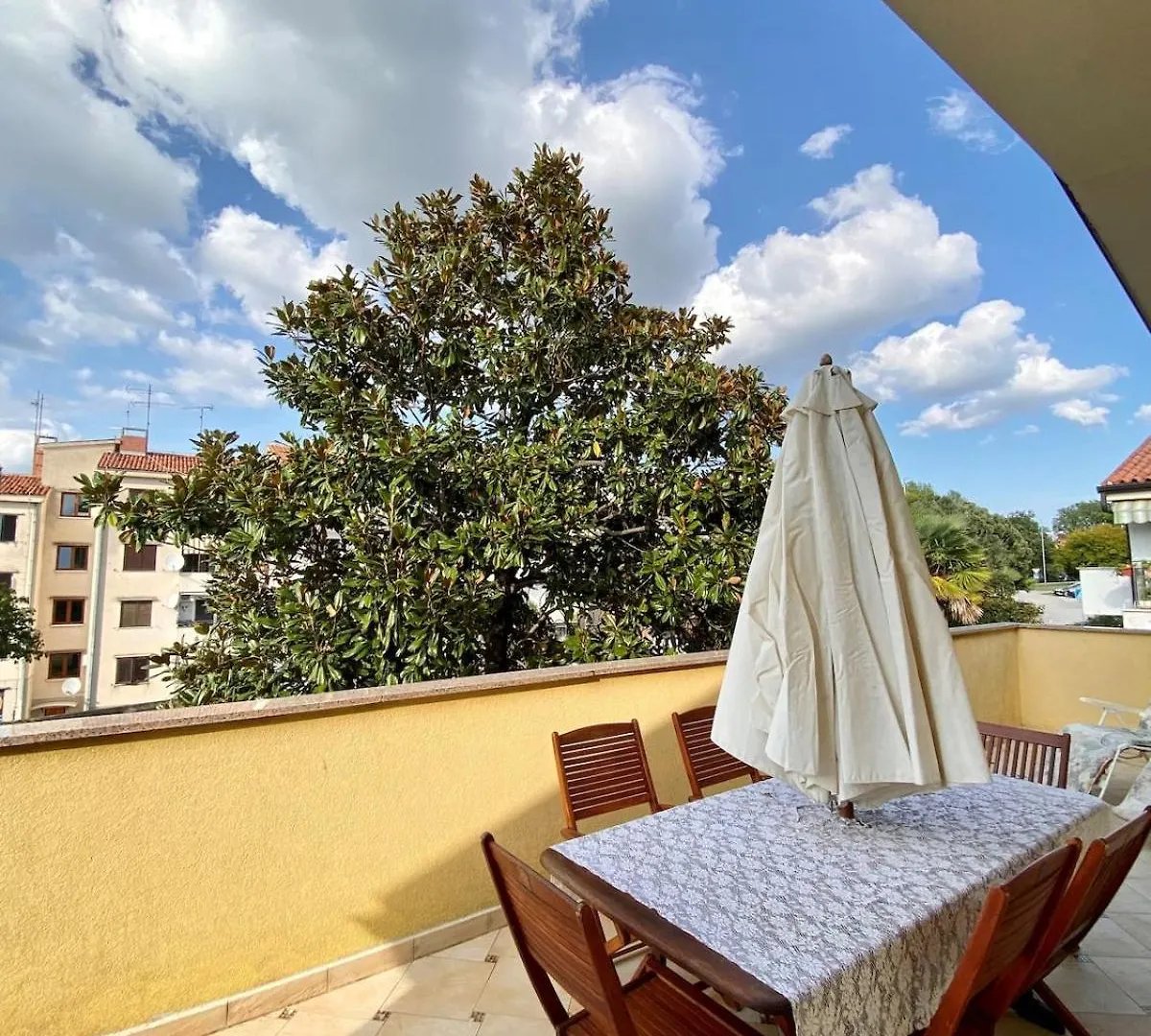 Apartment In Porec 4 Bedroom location